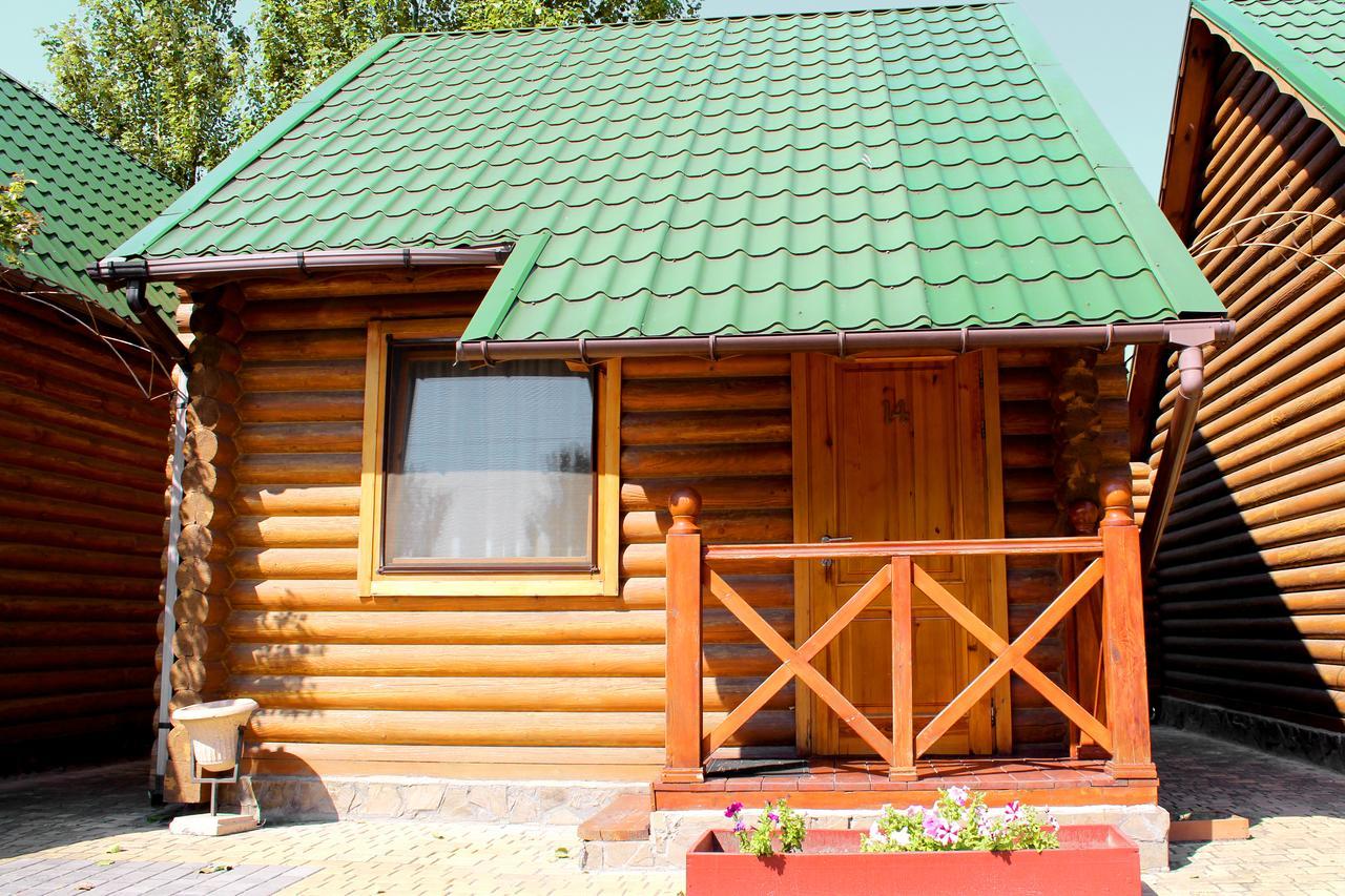 Gostiniy Dvor Non-Stop Hotel Kherson Ngoại thất bức ảnh